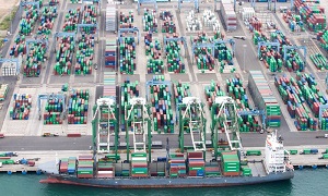 الشحن البحري وشحن الحاويات من الصين إلى منطقة كولون الحرة ومحطة حاويات كولون