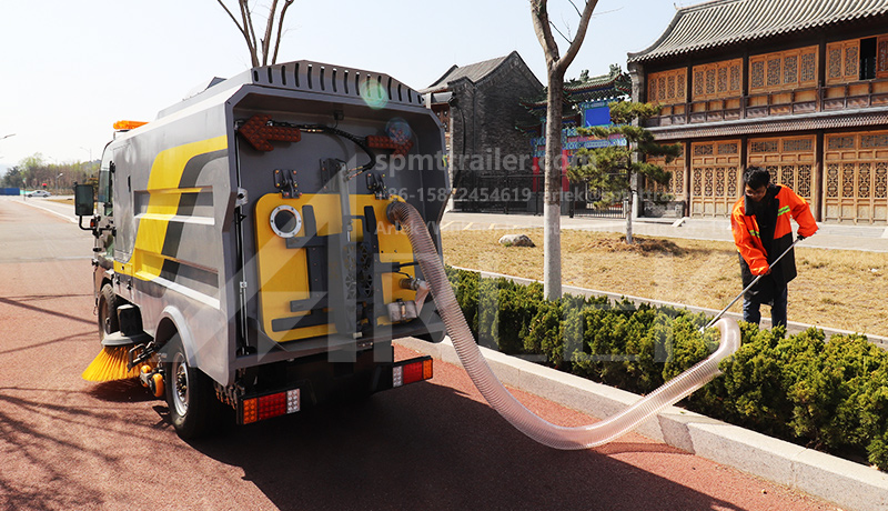 electric-sweeper-vehicle-alk-cs60-washing-and-sweeping