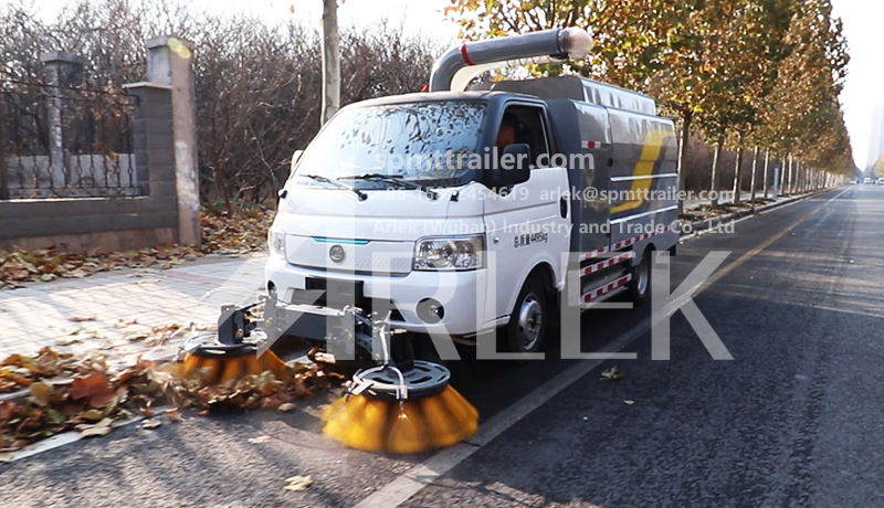 BY-T4500 multi-function leaf collection vehicle