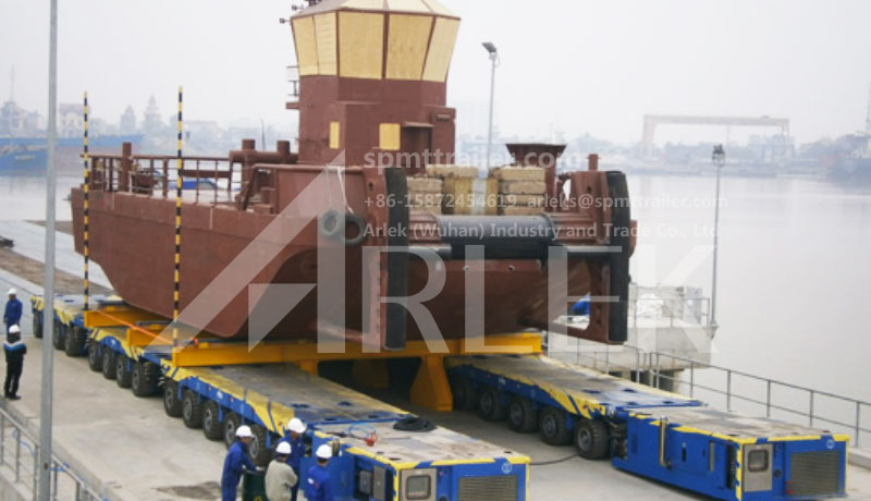 A 28 axle lines SPMT exported to Vietnam was transporting a ship body