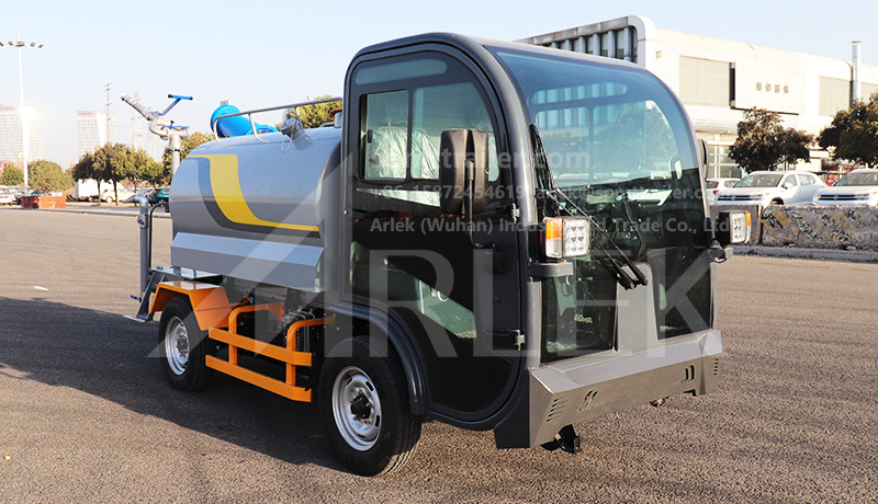 Small electric water tanker ALK-X20