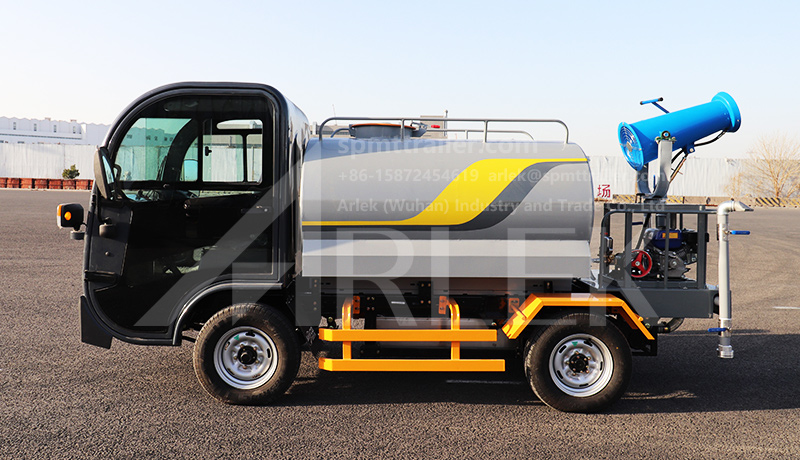 Small electric water tanker X20