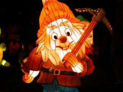 christmas lantern festival-t Snow White- Little Ma