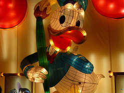 雕塑彩灯-动画-米老鼠系列-唐老鸭