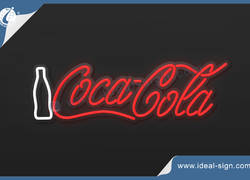 Coca cola di visualizzazione di precisione segni come deposito Beer Bar Pub