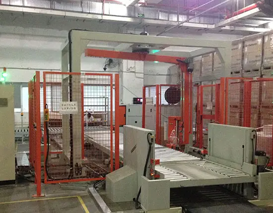 Fully Automatic Pallet Strapper and Wrapper Line