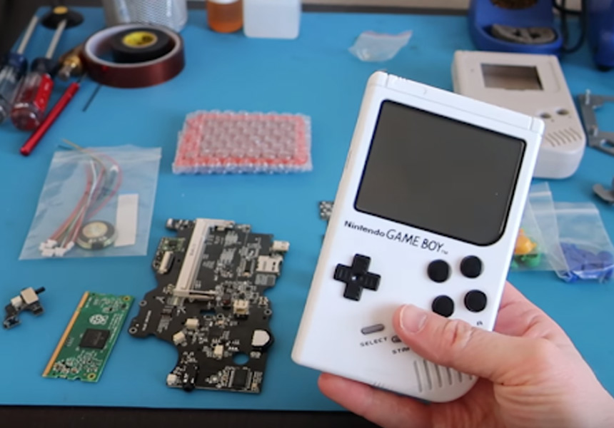 Gameboys in Production, by Makerfabs