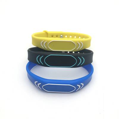 OEM Logo Printing Waterproof RFID Bracelet 125KHZ/13.56MHZ RFID Silicone Wristband 
