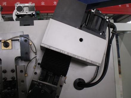 YLSK-550/560 Máquina enrolladora de resorte de compresión