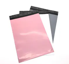 Bolsa de correo de bioplástico compostable Bolsas de envío Bolsas de embalaje Sobresor de polietileno personalizado Envoltura de burbujas rosa