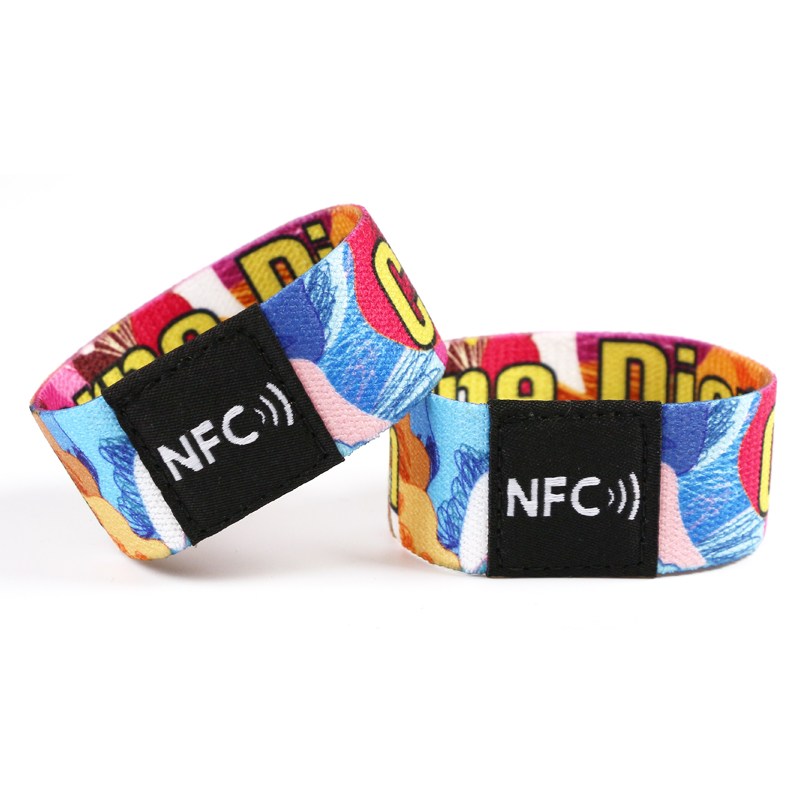 NFC Wristband Elastic Fabric RFID Wristband con NFC Ntag213 Ntag215 Ntag216 Chip