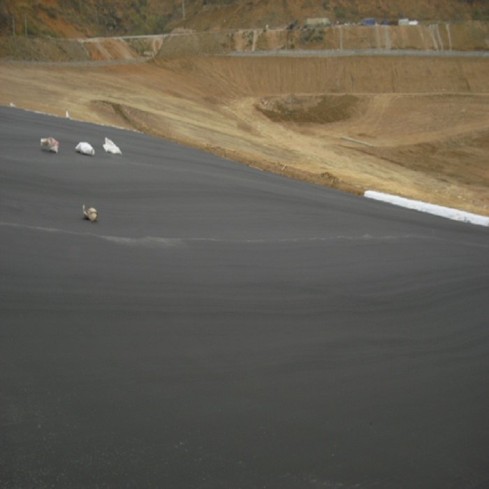 double textured LLdpe geomembrane installation