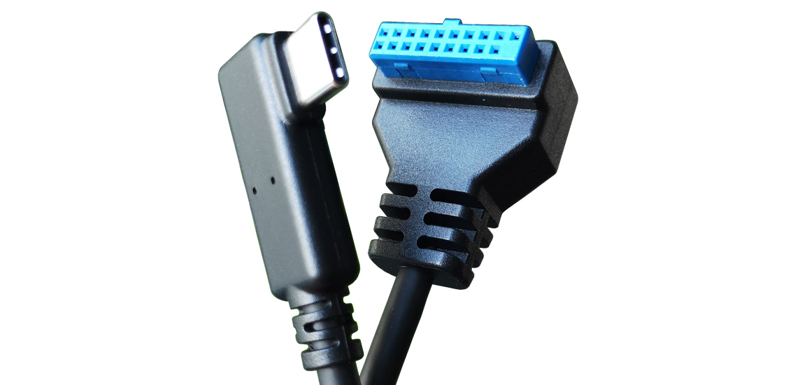 Rechtwinkliges 20-PIN-auf-USB-C-Kabel