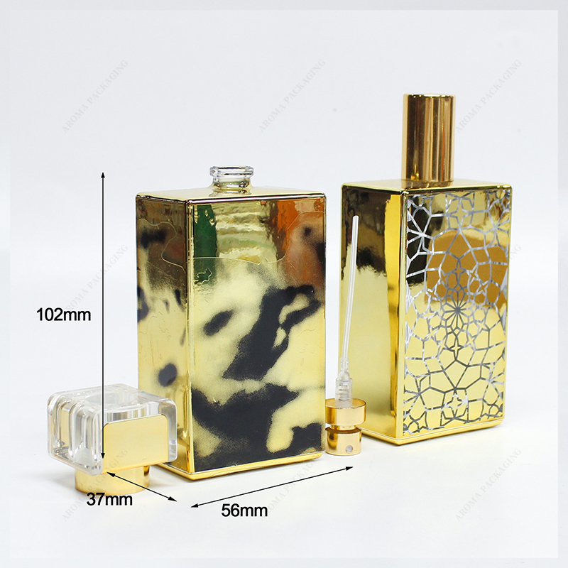 Flacon de parfum en verre carré avec pompe