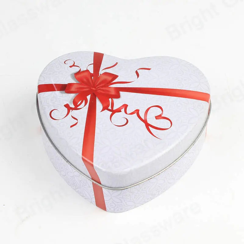 Romántico corazón en forma de metal Tin Box Candy para el Día de San Valentín lata de chocolate