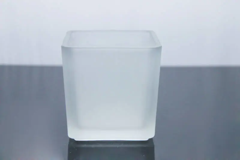 Elegante frasco de velas de vidrio cuadrado esmerilado para hacer velas