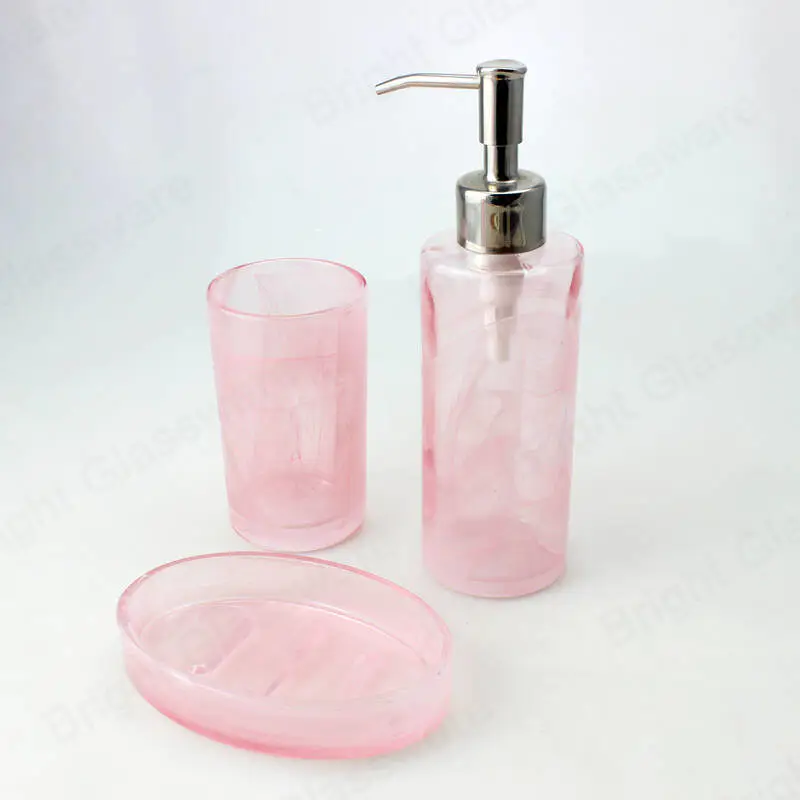 花式 3 件套粉红色浴室配件套装化妆水分配器、牙刷架和肥皂盘批发