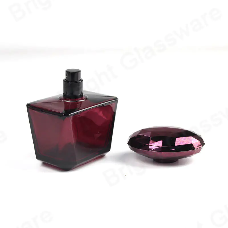 Nuevo diseño 90ml botella vacía de perfume de vidrio púrpura con spray para la venta