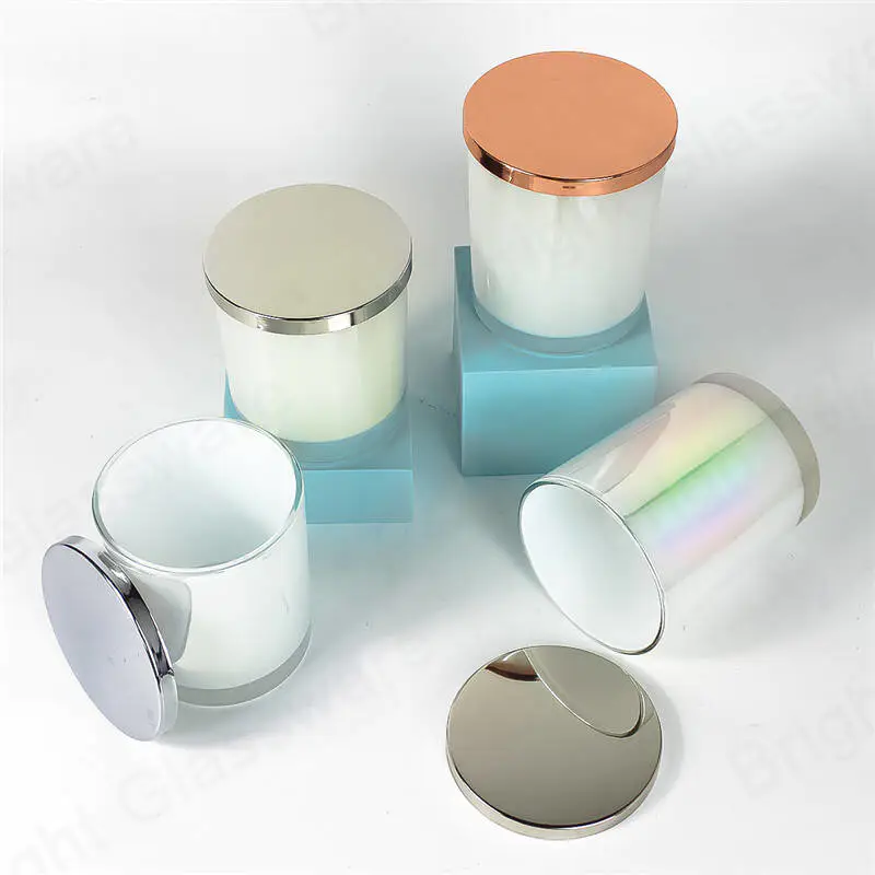 Nouveau design de récipients à bougies en verre coloré avec couvercles à vendre