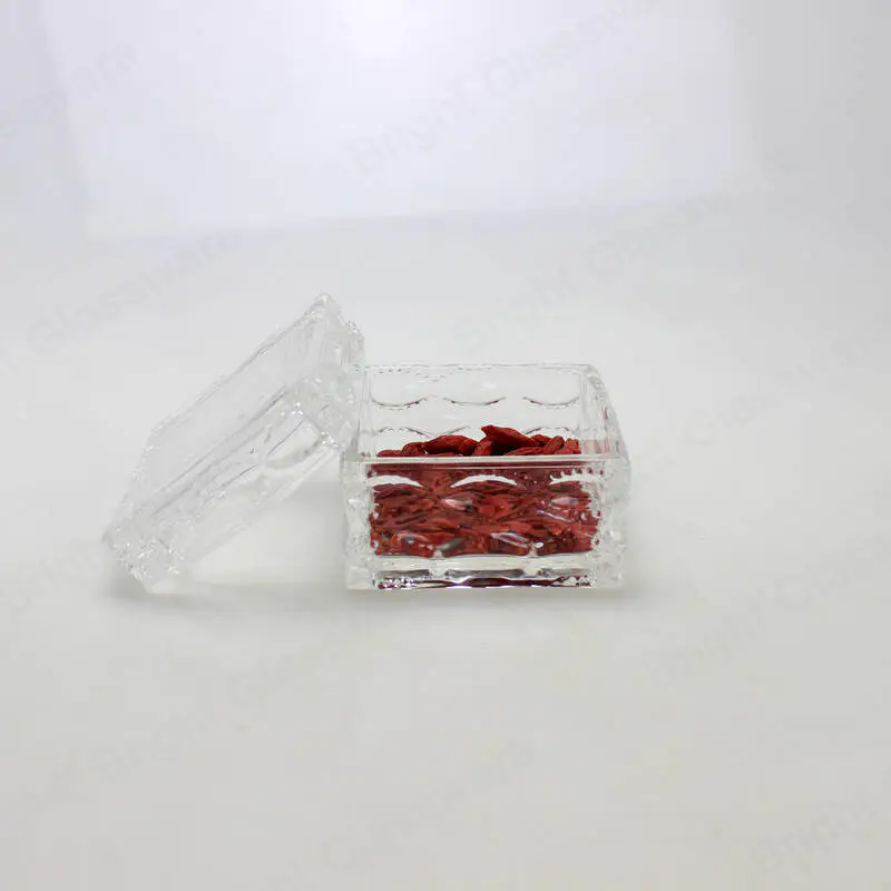 Маленькая хрустальная прозрачная квадратная стеклянная банка для конфет со стеклянной крышкой