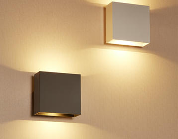 The heat dissipation problem of the wall lamp.