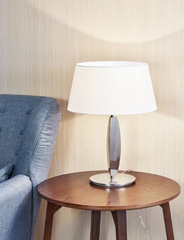 4909 Elegance Table Lamp