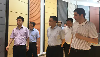 Une délégation gouvernementale de la province du Jiangxi est venue rendre visite à la délégation gouvernementale