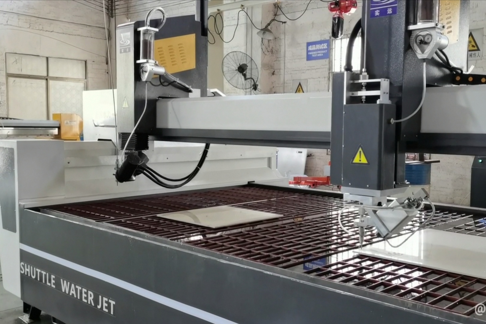 Water jet machine with AC-5axis and AB-5axis heads