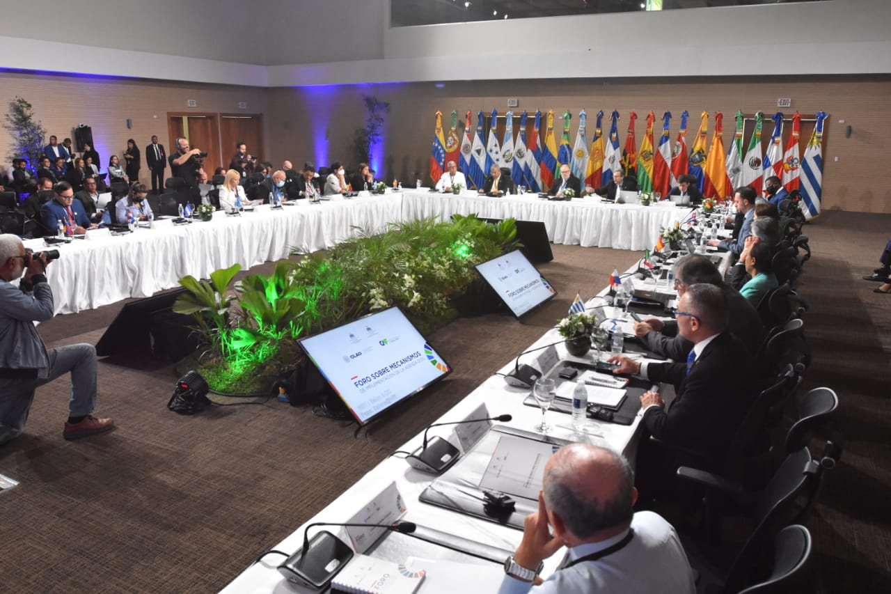 拉丁美洲國際會議的“溝通”之道