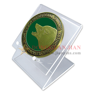 challenge coin stand