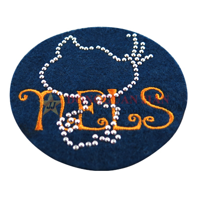 3D embroidery with rhinestone