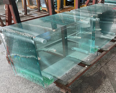 China fábrica 8mm 10mm 12mm baixo ferro reforçado segurança vidro temperado para porta w preço de fábrica