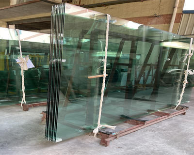 Venda quente 12mm 15mm 19mm baixo ferro de segurança temperado folha de vidro float da fábrica de china