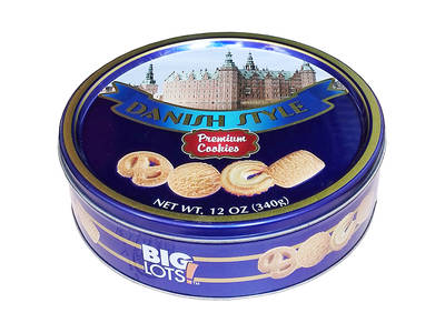 Round biscuit cookie tins