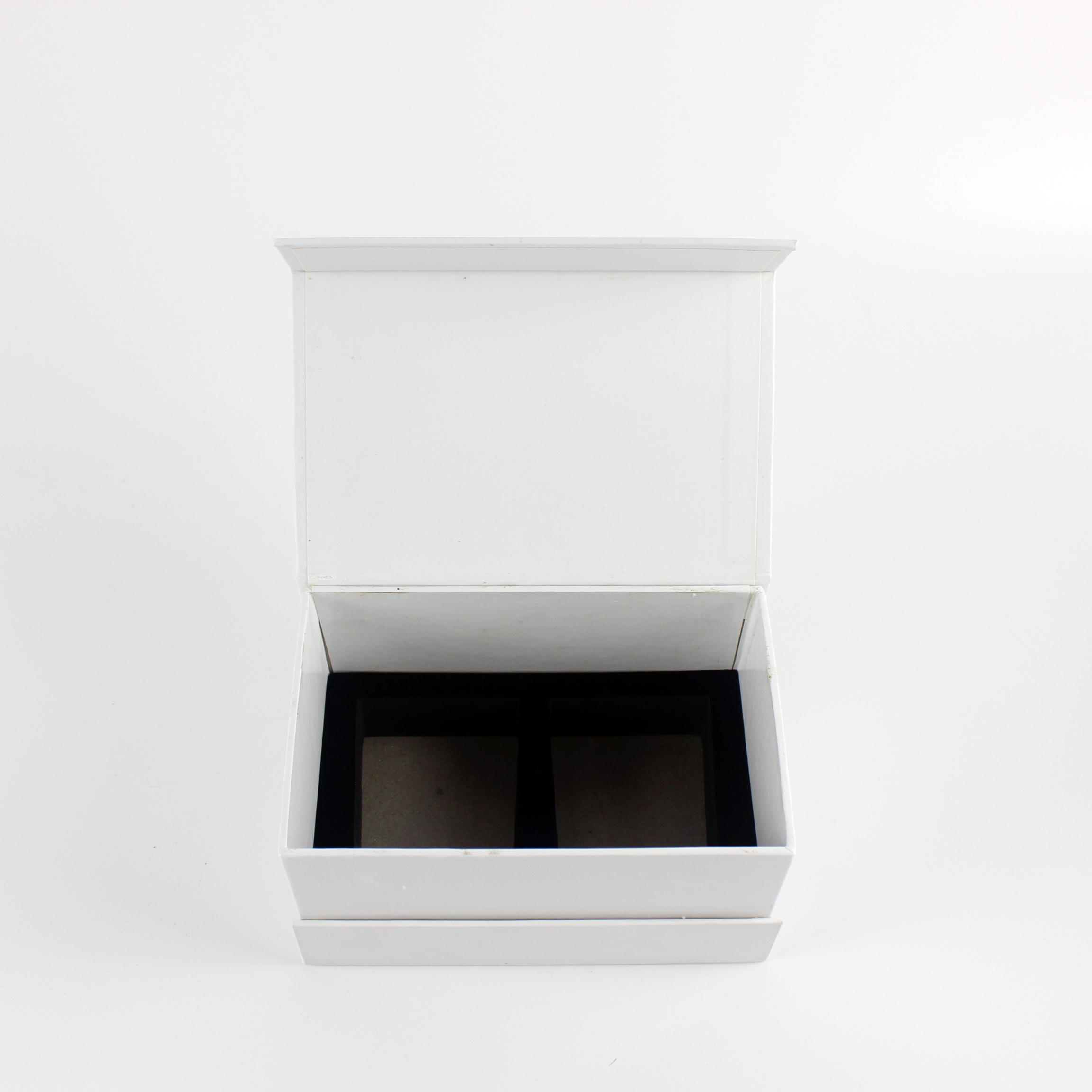 香水の包装のための卸し売りの複数のサイズの白い繊細なガラス香水箱