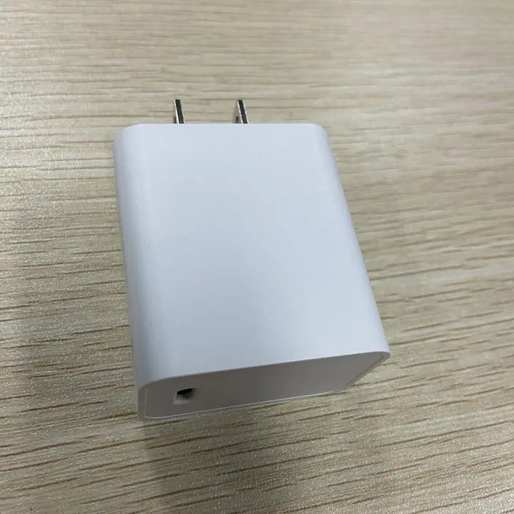 Schnellladegerät für Handy PD Adapter USB A + C 20W 5V3A