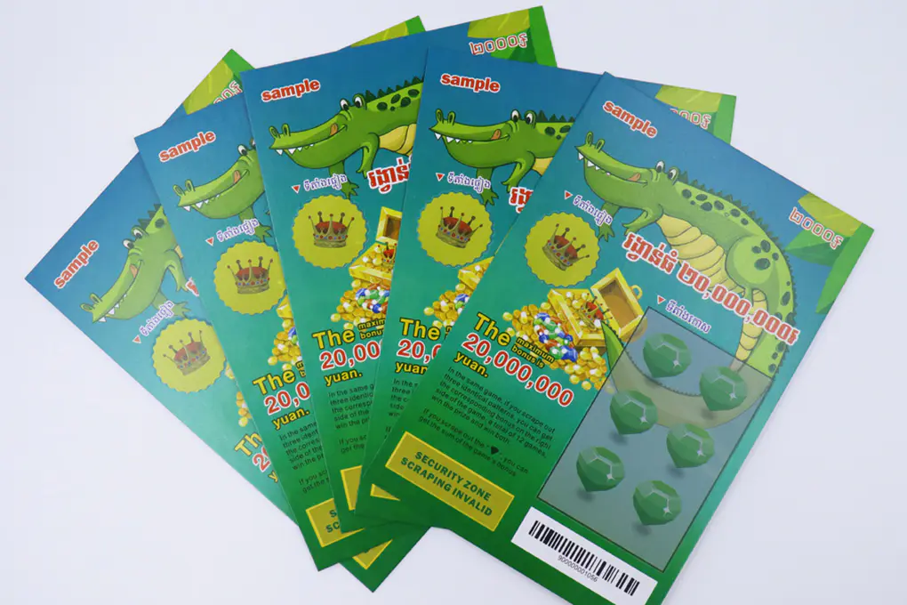 Picture and pattern design of scratch cards in the production process 