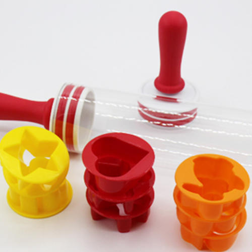 2-in-1 DIY Cookie Dough Roller Playdough Roller and Store Pin with Cookie Cutters