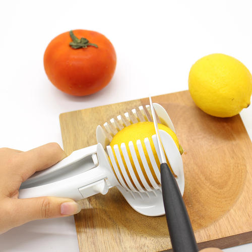 Multifunctional Handheld Tomato Slicer Holder Fruit Vegetable Round Cutter