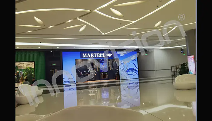 P1.5  led indoor HD small pitch creative screen in Shopping mall