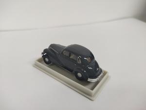 Custom-made plastic model cars manufacturers