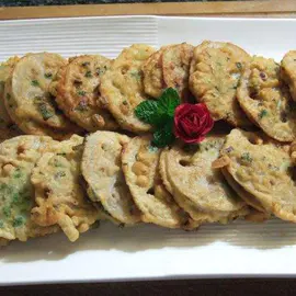 fried lotus root with meat stuffing