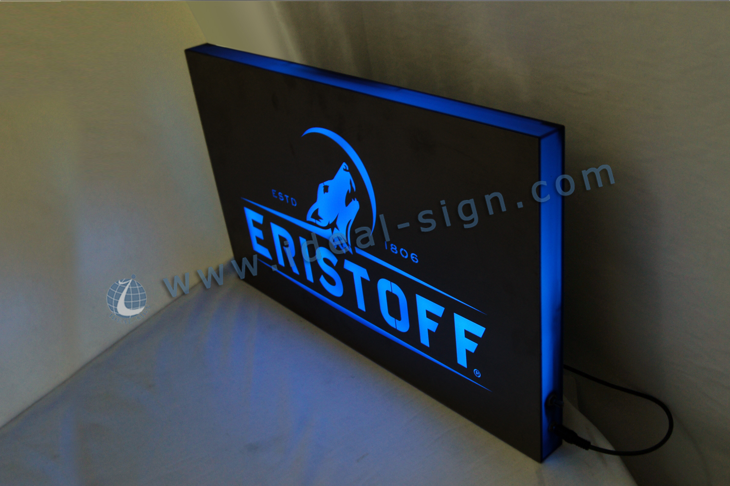 Boîte à lumière de signe LED mince en acier inoxydable de haute qualité