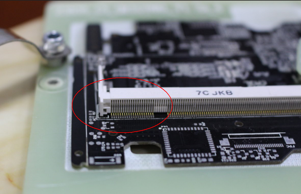 DDR connector soldering problem