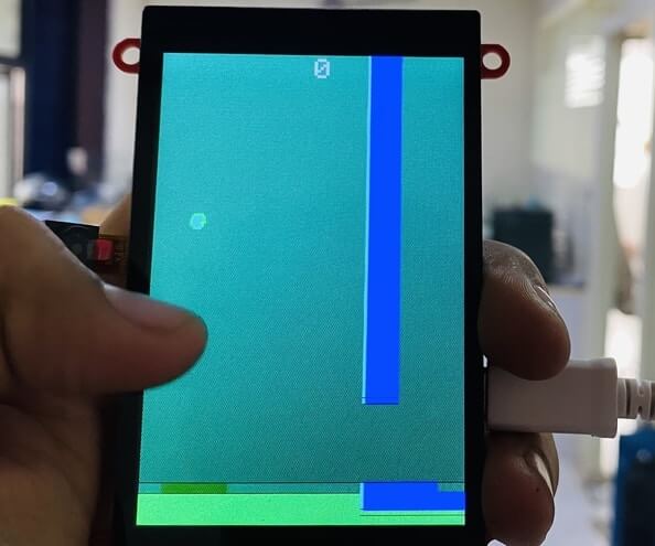 Playing-Flappy-Bird-Game-on-ESP32-Touch-Screen