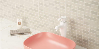 The wash basin is wrongly installed, it is hard to say, it is difficult to use it is a headache!