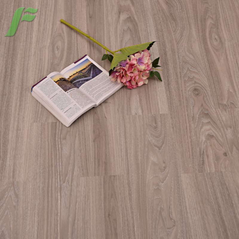 HD813 Wood Effect Laminate Flooring