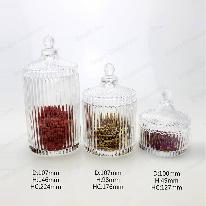 Tarros de almacenamiento de vidrio de diferentes materiales