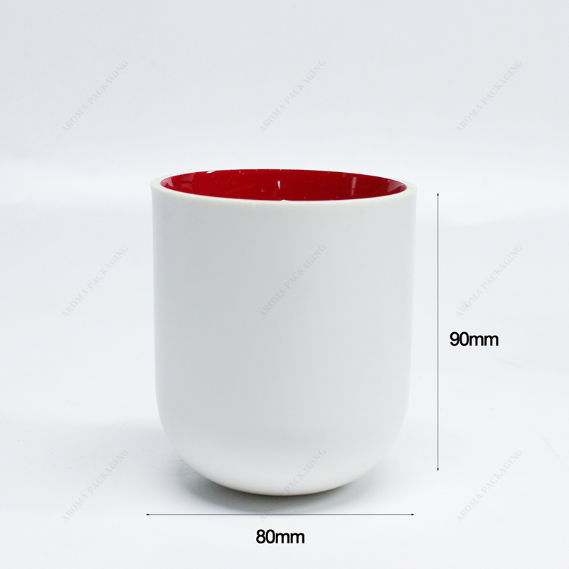 圆形白色陶瓷蜡烛罐