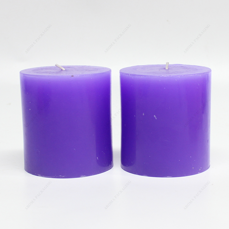 Bougies rondes à pilier violet